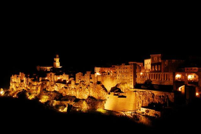 Cittadella 13 Romantic House Pitigliano Exterior photo