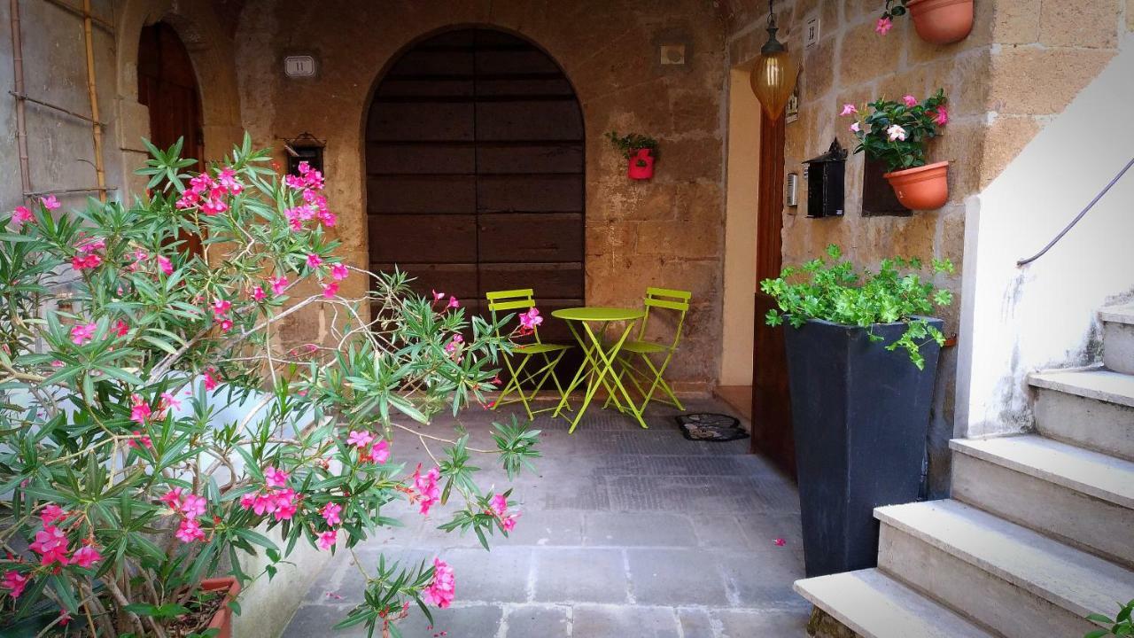 Cittadella 13 Romantic House Pitigliano Exterior photo